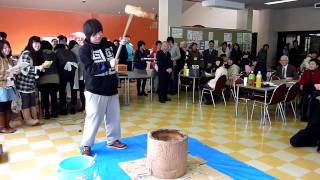 国際交流もちつき大会2 / 敬和学園大学2011