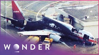 USAir Flight 1493 In Los Angeles Runway Disaster | Mayday | Wonder