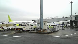 羽田空港第2ターミナル サテライト（別棟）行きランプバスからの車窓風景とサテライト内部の様子 2020/10