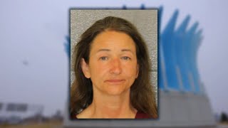 Woman arrested after crawling under fence into Charlotte airport runway area, affidavit says