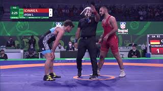 1/2 GR - 82 kg: R. SCHWARZ (GER) v. S. AYDIN (TUR)