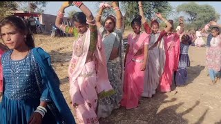 अवली नाचे छोरी नाचे पहले सॉरी  घागरो//aadivasi video song Vipul garasiya