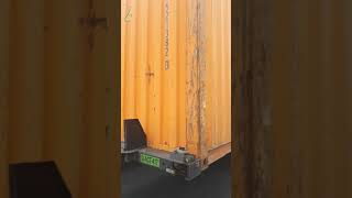 Cum se pune un container de 40Ft.pe Chassiu.