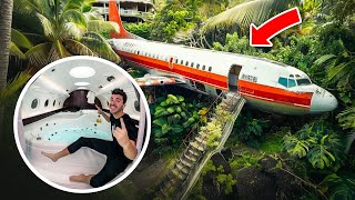 A Man Turned a Boeing 727 into His Home (And It's Awesome)