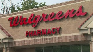 Walgreens lowers investor expectations by slashing earnings forecast