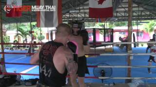 Pro MMA sparring w/Ultimate Fighter Junie Browning @ Tiger Muay Thai