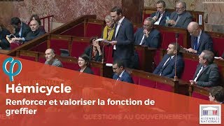 Renforcer et valoriser la fonction des greffiers