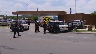 Loved ones of a local boxer who was shot to death four years ago gathered for a balloon release