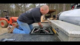 demco recon 5th wheel hitch with recessed ball install. rv transport