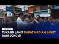 Jokowi Berikan Jaketnya untuk Tukang Jahit di Porsea