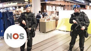 SCHIPHOL: Man met mes neergeschoten