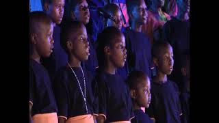 IZIBIZELO ZETHU - St Patrick's Giant Choir (live concert version)