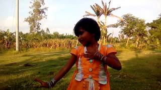 গ্রামের ছোট্ট মেয়ের অসাধারণ নাচ।। Village Small Girl Romantic Dance.