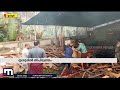 തൃശൂരില്‍ ഫര്‍ണിച്ചര്‍ നിര്‍മാണശാലയ്ക്ക് തീ പിടിച്ചു mathrubhumi news fire accident