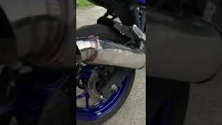 YZF-R25 ワンオフ(？)フルエキゾーストマフラー