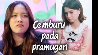 freenbecky - Cemburu pada pramugari