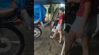 Di lang marunong umangkas marunong din maglinis 🫰 #kawasaki #shortvideo #viralvideo