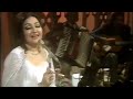 Mujh se pehli si Muhabbat mere Mehboob.... Madam noor jehan //B.B.C Urdu / Rose And Arash