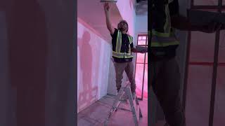 José Taping está en vivo giving the first hand in the corners  #taiping #drywallfinish