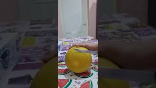 My own way to cut or open pomelo#fruits #asmrsounds#fruits#trending#ytshorts