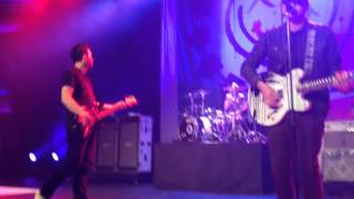 blink-182 I'm Lost Without You Live