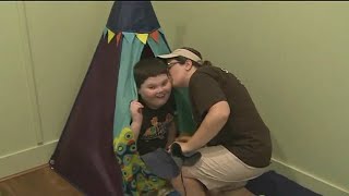 Amusement park offers autism 'calming room'