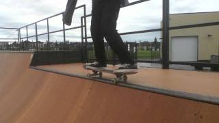 Fakie 270 to axel stall slow motion