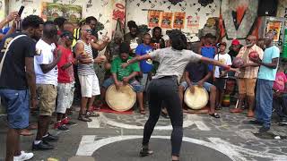 Akiyo Ka avec Patrick Coqk (Kok la) à la piétonne, Pointe-à-Pitre.