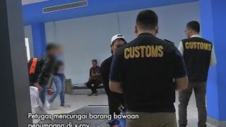 Petugas Mencurigai Barang Bawaan Penumpang Part 01 - Indonesia Border 17/04