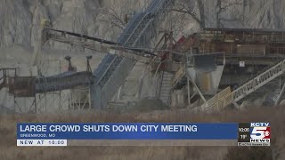 Large crowd shuts down Greenwood City Hall meeting Monday night