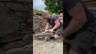 Building a stone wall #stonemasonry