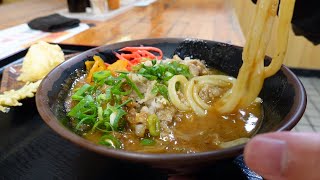 【めちゃくちゃ美味しい!!理想のカレーうどんに出会いました!!!!】創業当時100円から始まった市場のような讃岐うどんの名店【うどん市場 めんくい】【香川県のおすすめ讃岐うどん】