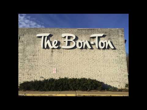 INCREDIBLE VINTAGE SHOPPING MALL NEVER TOUCHED (Warren Mall, Warren,Pa) INCREDIBLE VINTAGE SHOPPING MALL NEVER TOUCHED (Warren Mall, Warren,Pa)