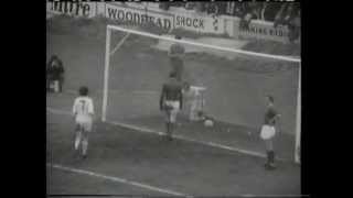 1970/71 - FA Cup 4th Round - Leeds United v Swindon Town