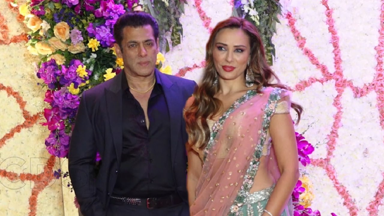 Salman Khan & Girlfriend Iulia Vantur TOGETHER At Sooraj Barjatya's Son ...