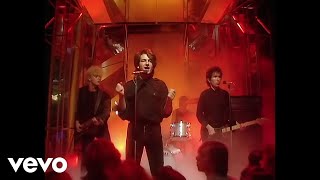 U2 - Fire (Live On BBC Top Of The Pops / 20th August 1981)