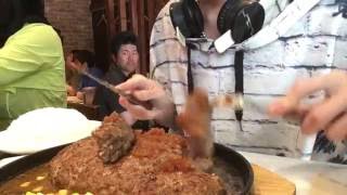 大食いチャレンジ→キッチンファクトリーで3ポンドハンバーグ\u0026550gライス×3たべた。［3 pounds hamburgers and 58oz rice］