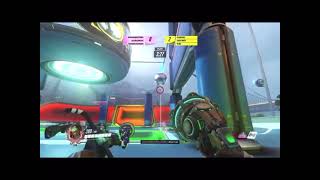 Imagine if the ball is stuck LOL ๐