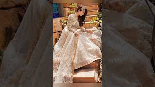 Hot Beauty Ayeza Khan cute style in white Bridal long gown#shorts#viral #ayezakhan #pakistaniactress