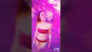 长隆水上电音趴好high 衣服袖子直接被蹦掉了@