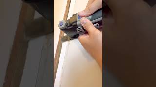 Diy tip for uneven door/drywall #diy #diyprojects #diyhacks #diytips #tipsandtricks #door #drywall