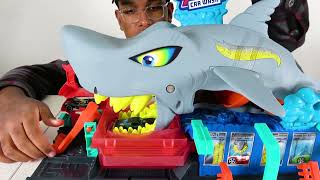 Ultra Shark Car Wash Color Reveal Cars Hot Wheels Toy Video for Kids