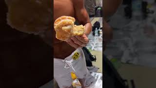 Bodybuilder Eats Cheat Meal After MONTHS of Dieting 🍔💪
