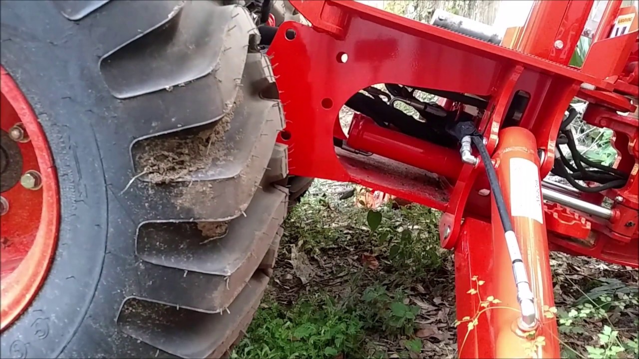 BH77 Backhoe Hookup To Kubota B2650 - YouTube