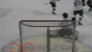 Hockey Highlights - Puck Breaks in Half in Swiss Hockey League [VIDEO]