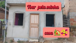 Tour pela minha casinha de três cômodos