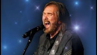 Interview with DR HOOK's DENNIS LOCORRIERE - on life loves and music