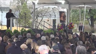 Lisa Marie Presley Memorial: Pastor delivers benediction