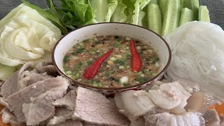 Pork belly​ with sweet fish sauce -សាច់ជ្រូកបីជាន់ទឹកត្រីផ្អែម | SREY RIN COOKING