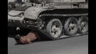 Estado Islámico aplasta con un tanque a prisionero